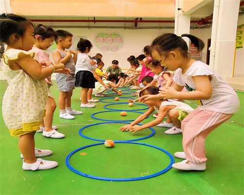 深圳捐卵生男孩成功费用清单，2024年供卵三代试管推荐！